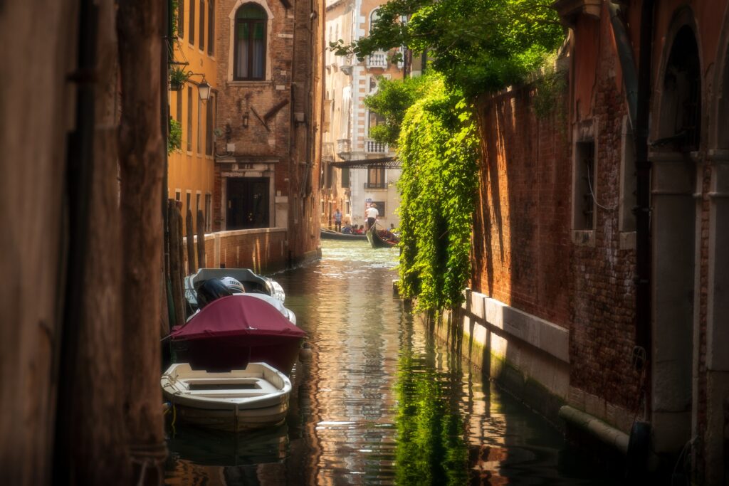 why is venice flooding italy 2023